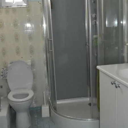 House Les Cauquillous Вилла