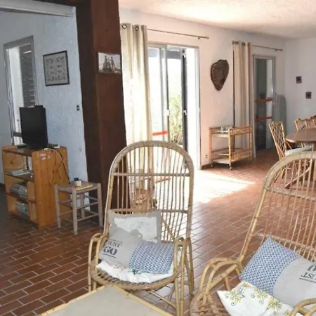 House Les Cauquillous Вилла *